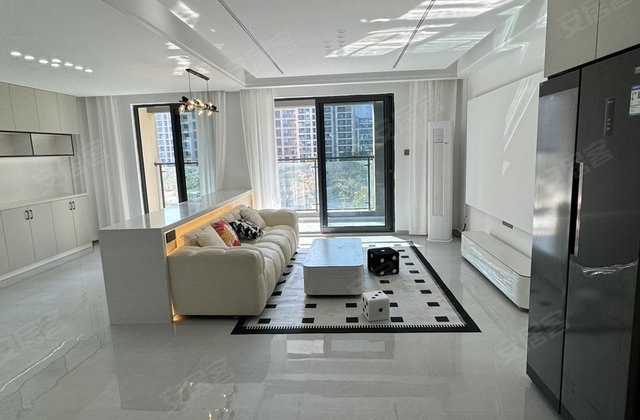 融创樾宸府3室2厅128㎡94万二手房图片