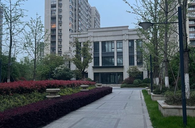 明发江湾新城4室2厅113㎡56万二手房图片