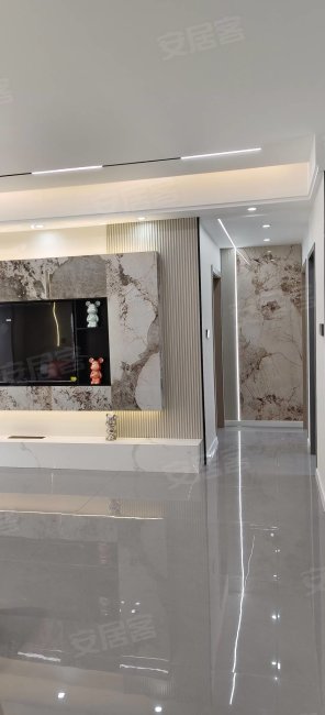 宁国高端小区观澜府人车分流前后糸统落地窗高档家装的婚房