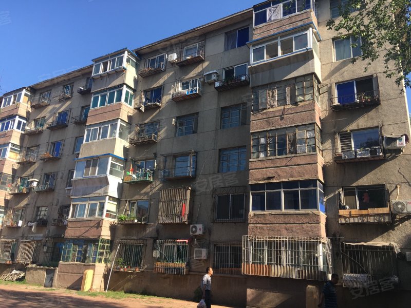 东北蓄电池厂小区(高压开关宿舍楼)