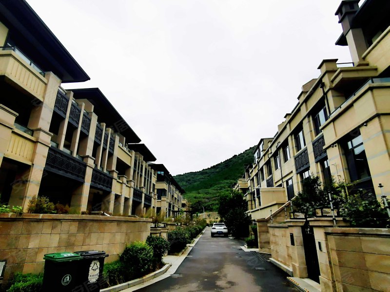 绿地国际城(别墅)5室3厅3卫