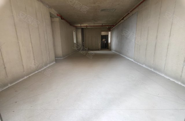 亿家龙景天际5室2厅154㎡92万二手房图片