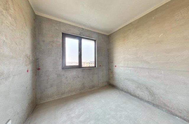 杨家门置地中心紫园4室2厅133㎡217万二手房图片