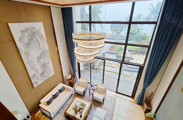 国瑞云龙湖4室2厅163㎡170万二手房图片