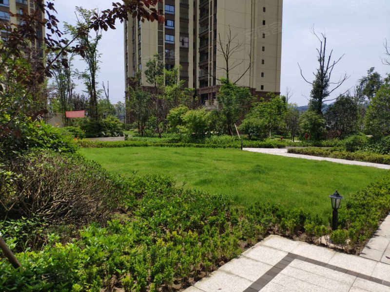 华南城巴南华府(二期)