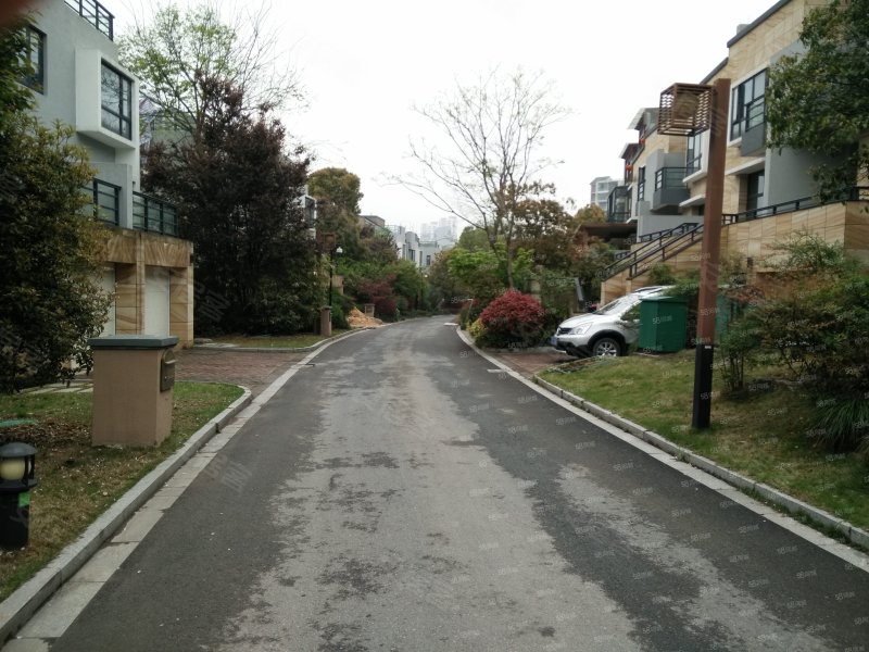 青枫墅园林语阁(公寓住宅)