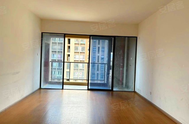 云南映象城市公园广场4室2厅173㎡138万二手房图片