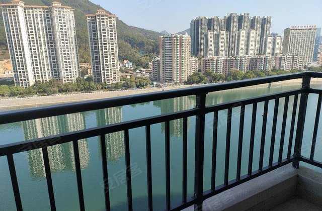 碧桂园凯旋华府4室2厅144㎡110万二手房图片