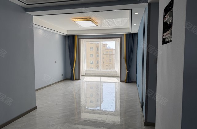 世纪小区3室2厅119㎡45万二手房图片