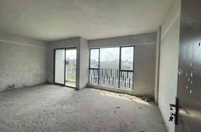 东逸湾倚湖居3室2厅126.4㎡115万二手房图片