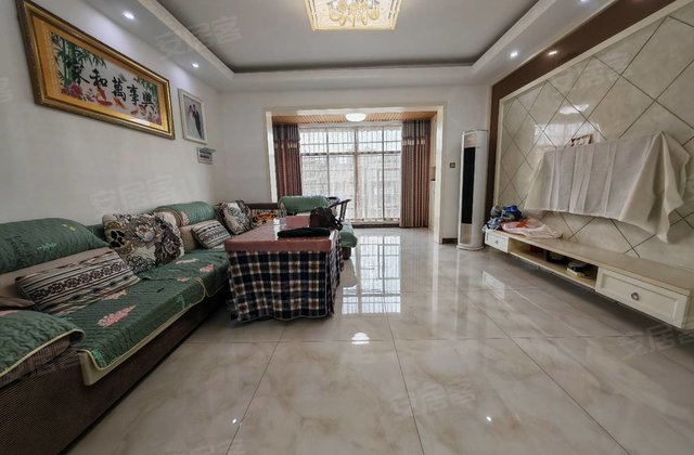 新世界建材城小区3室2厅126.4㎡37.8万二手房图片