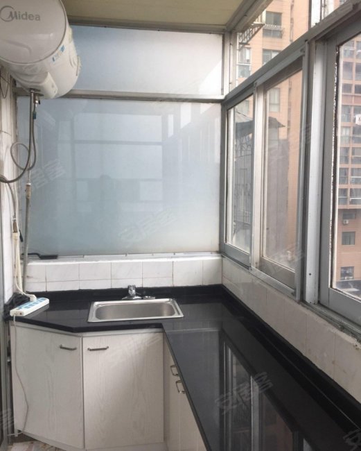 宜城公寓2室2厅1卫,好楼层,采光好,南北通透,家俱齐全