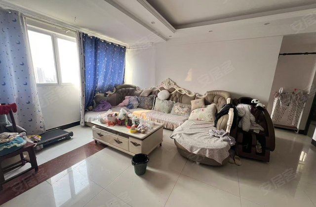 龙景园4室2厅169㎡63.8万二手房图片