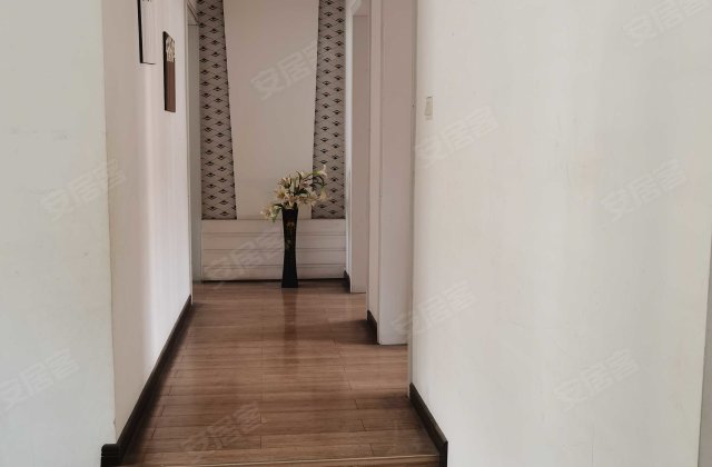 长龙翠堤苑3室2厅134㎡22万二手房图片