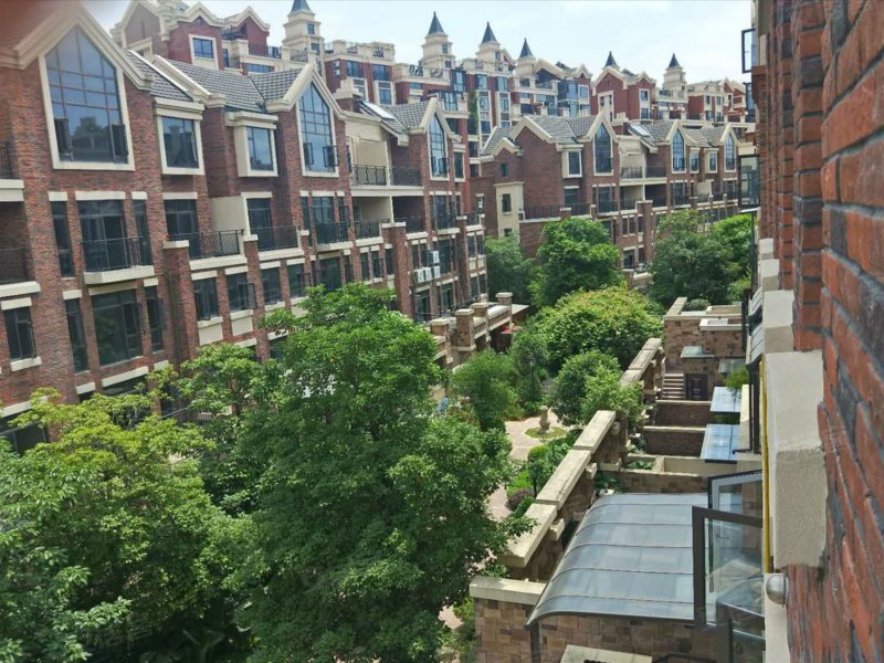 中房翡翠湾(别墅)