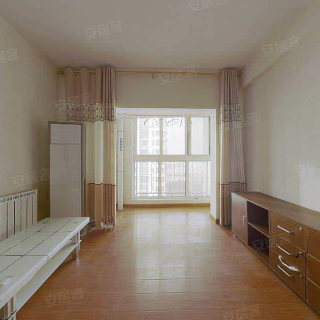 置城八号公馆 洸河小学初中 108平95万 三室两厅