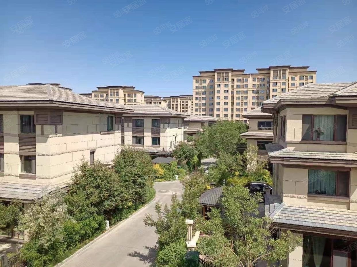 绿地城一期别墅