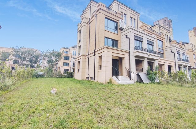 领秀珊瑚湾别墅