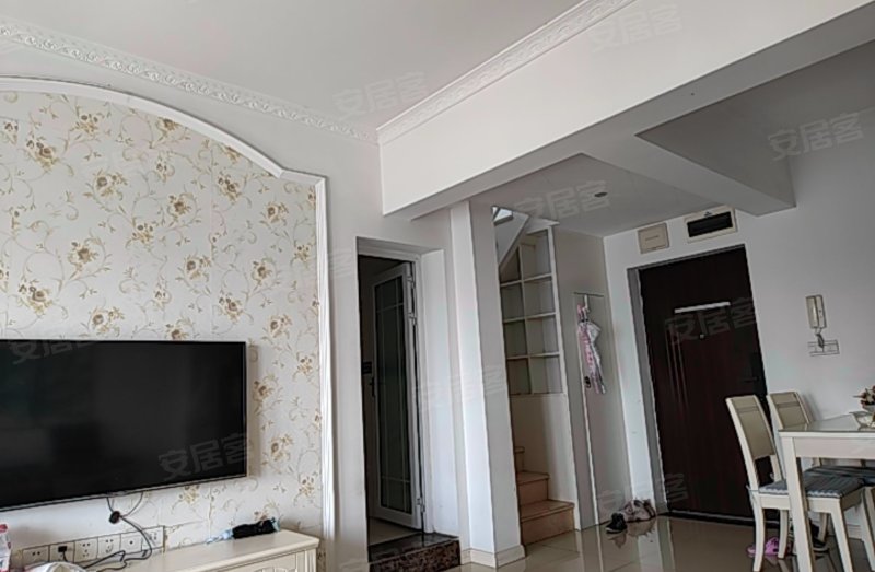 精装修电梯房 朝南 双卫生间 临地铁 尽在隆鑫花漾岭!