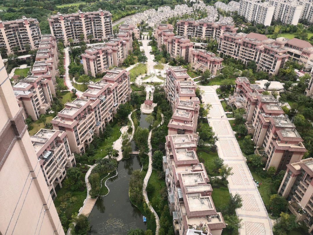 恒大银海湖二期3室2厅2卫