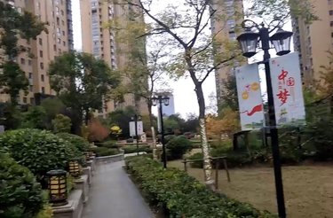 港龙华侨城内部,周边环境视频,盐城港龙华侨城楼栋外景视频,小区路况