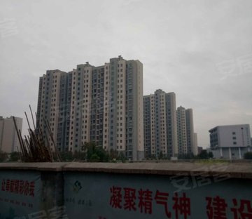 望湖景苑 南北通透 双卫生间 交通便捷 产权清晰 满二
