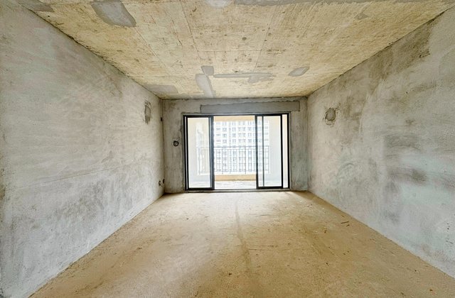 中信凯旋城五六期4室2厅138.95㎡150万二手房图片