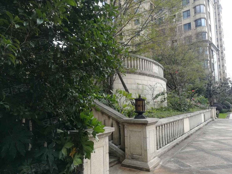 中梁香缇公馆