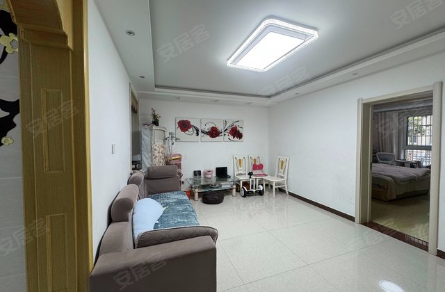 跃进花苑4室2厅115㎡47.8万二手房图片