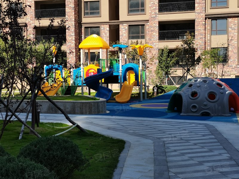 依云小镇,新湖大街东段-营口依云小镇二手房,租房,房价-营口安居客