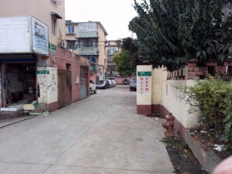 南大路20弄小区 