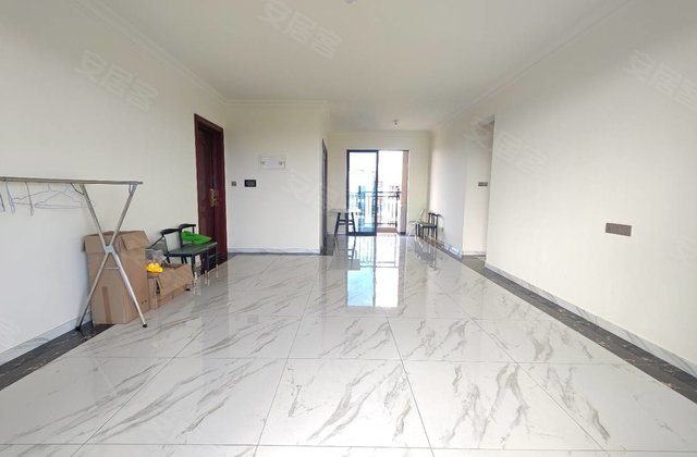 碧桂园太阳城4室2厅140㎡88万二手房图片