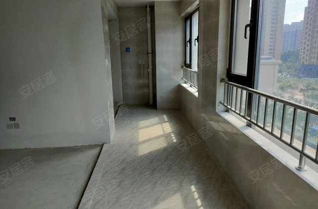 恒信温莎公馆3室2厅153㎡89万二手房图片
