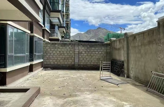 山南市乃东花园4室1厅148㎡125万二手房图片