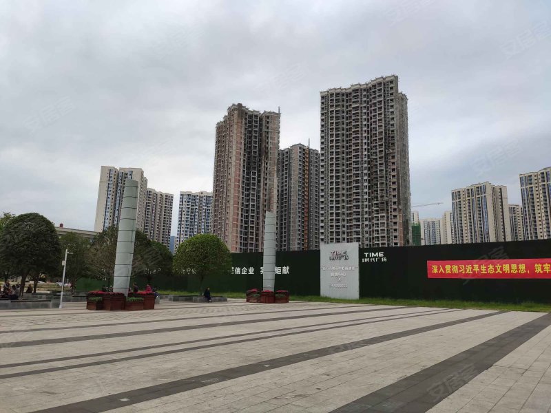 双福时代广场荣耀