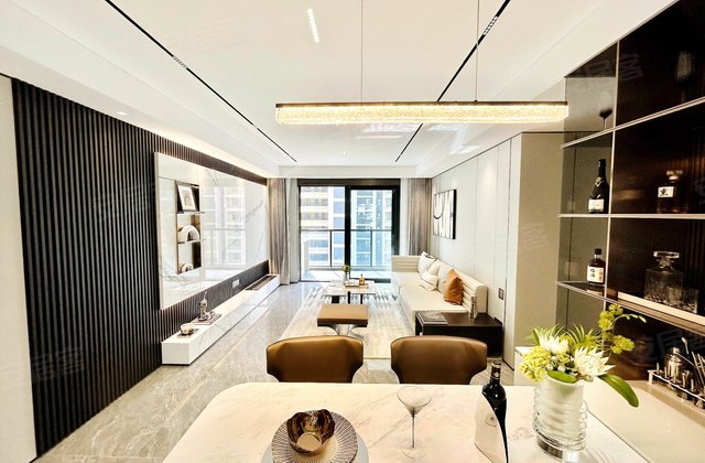 荷岸晓风花园3室2厅120.16㎡204.5万二手房图片