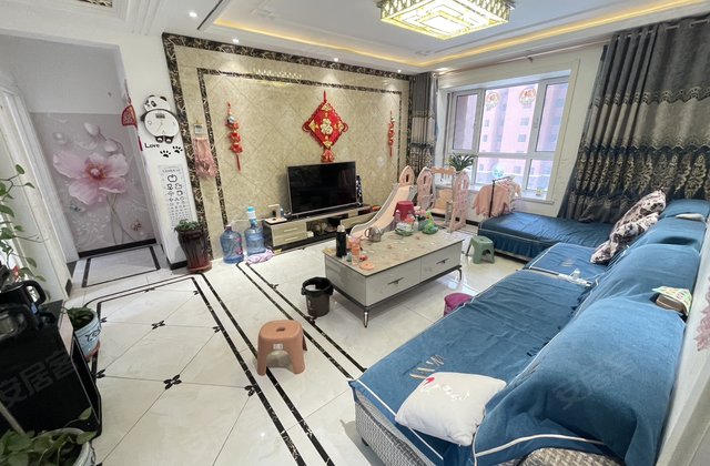 东方世家3室2厅120㎡100万二手房图片