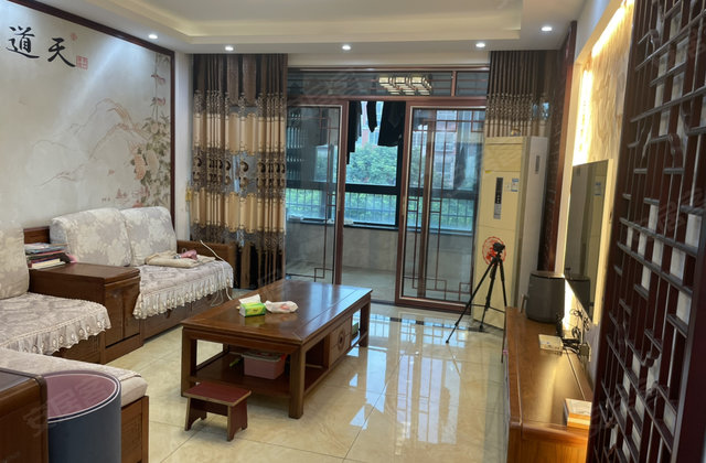 湖畔居二期3室2厅126㎡65万二手房图片