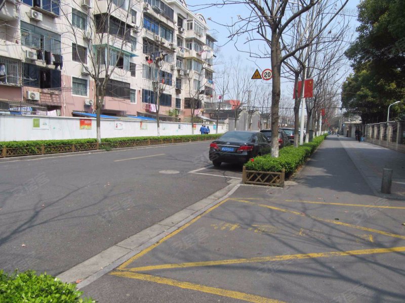 永宁路122弄小区 