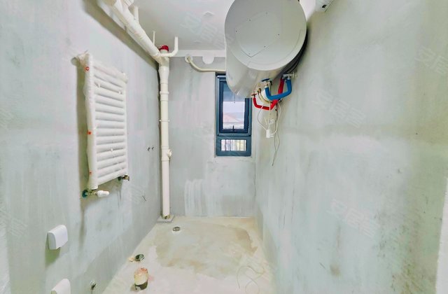 银丰国泰江悦3室2厅127.46㎡145万二手房图片