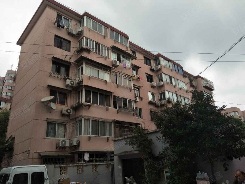 虹鹿花苑第二公寓