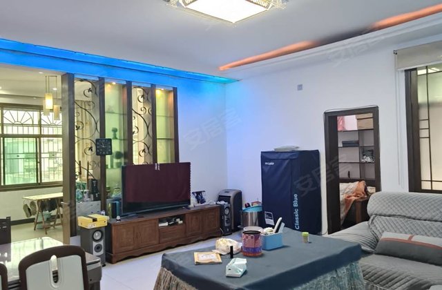 电影院文体中心4室2厅139㎡41.8万二手房图片