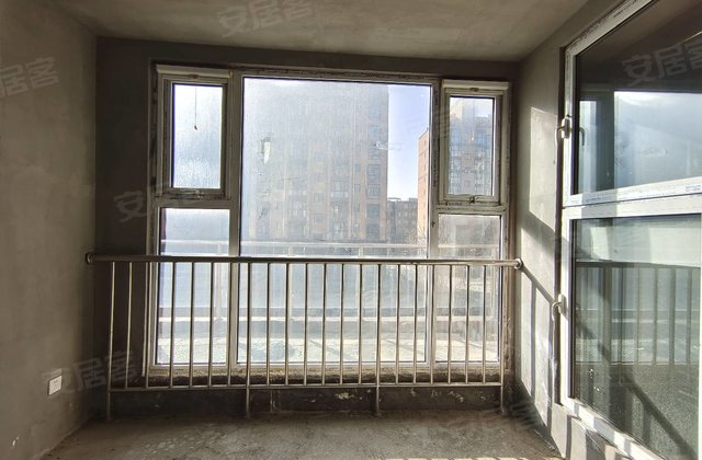 香公馆3室2厅132㎡96万二手房图片