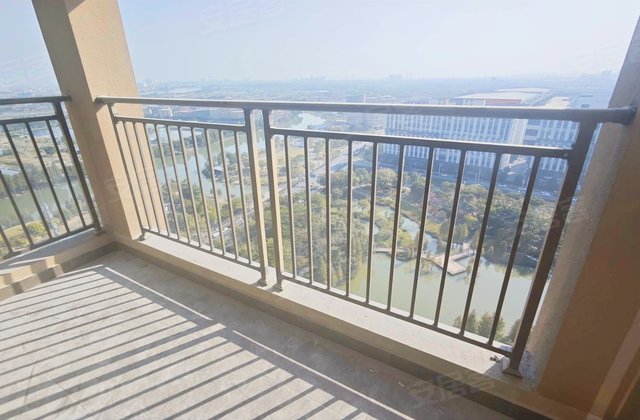 中雅江湾豪庭4室2厅121.03㎡119万二手房图片