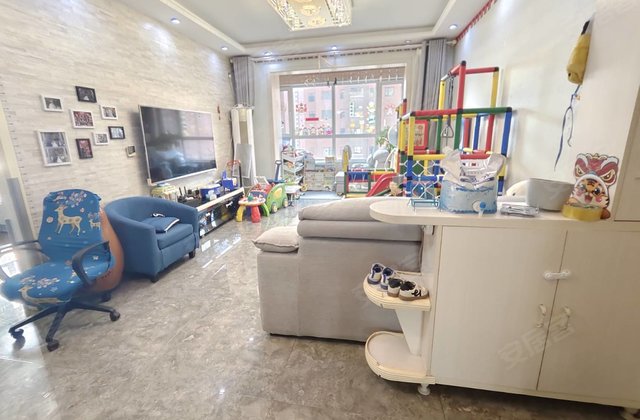 东方世家3室2厅115㎡89.9万二手房图片