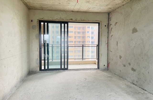 龙光玖龙府4室2厅125㎡77万二手房图片