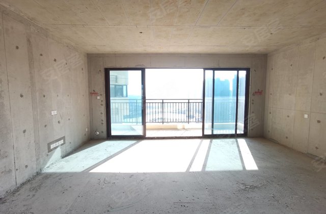 碧桂园江南悦城5室2厅140㎡56.8万二手房图片