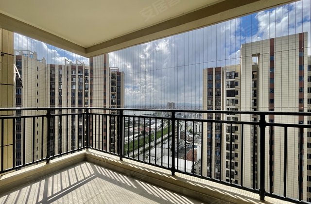 碧桂园天玺湾4室2厅148㎡179万二手房图片