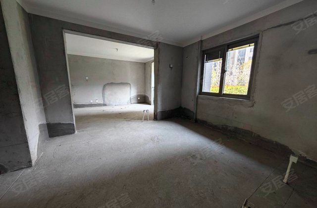 万豪臻品3室2厅132㎡68万二手房图片