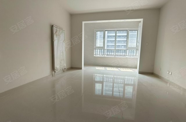 金地城西坦之家3室2厅121.7㎡73万二手房图片